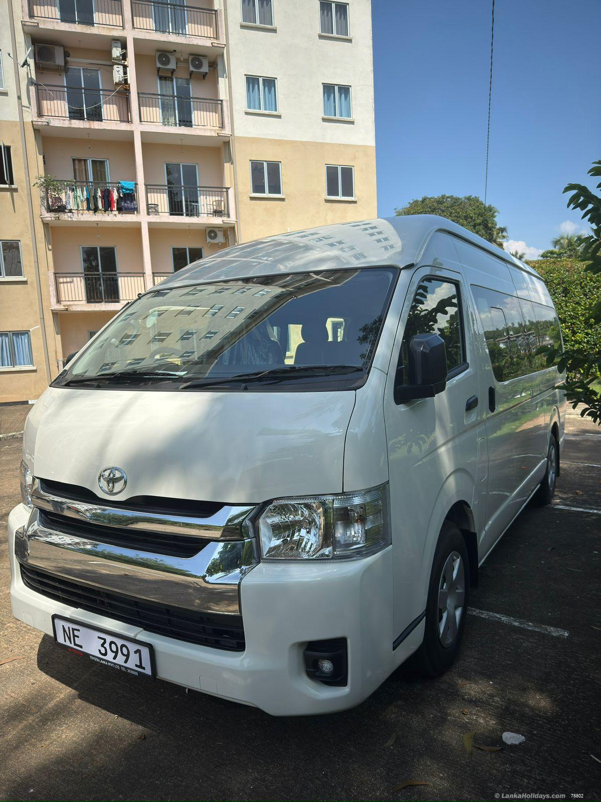 Ella Car